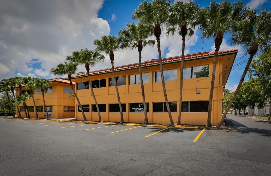 10250 SW 56th St, Miami, FL à louer - Photo principale – Image 1 sur 6