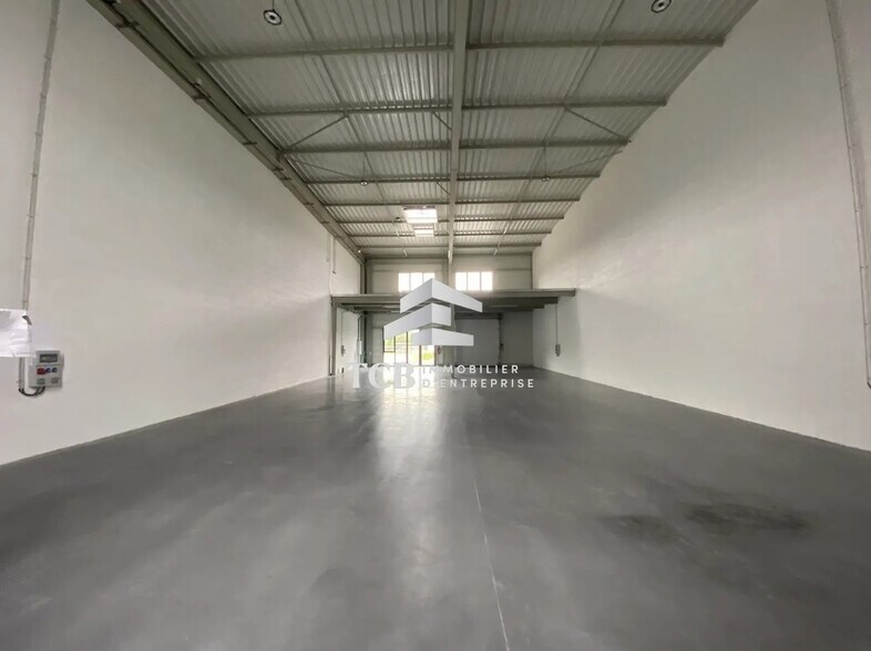 Local d’activités dans Le Bignon à louer - Photo intérieure – Image 2 sur 10