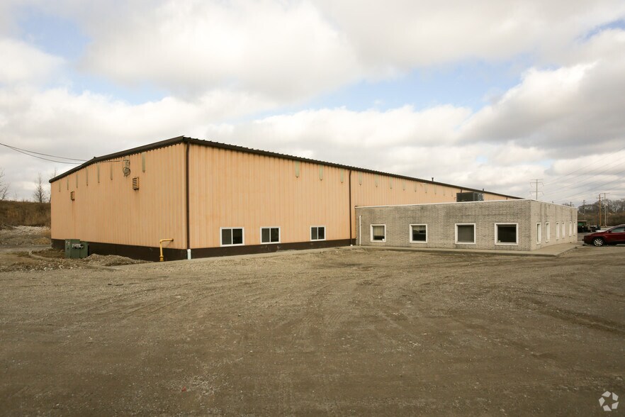 5000 Van Epps Rd, Brooklyn Heights, OH à louer - Photo principale – Image 1 sur 32