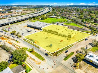 Plus de détails pour 11502-11600 Hughes Rd, Houston, TX - Local commercial à vendre