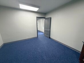 121 S Broadway Ave, Tyler, TX à louer Photo intérieure– Image 2 sur 2