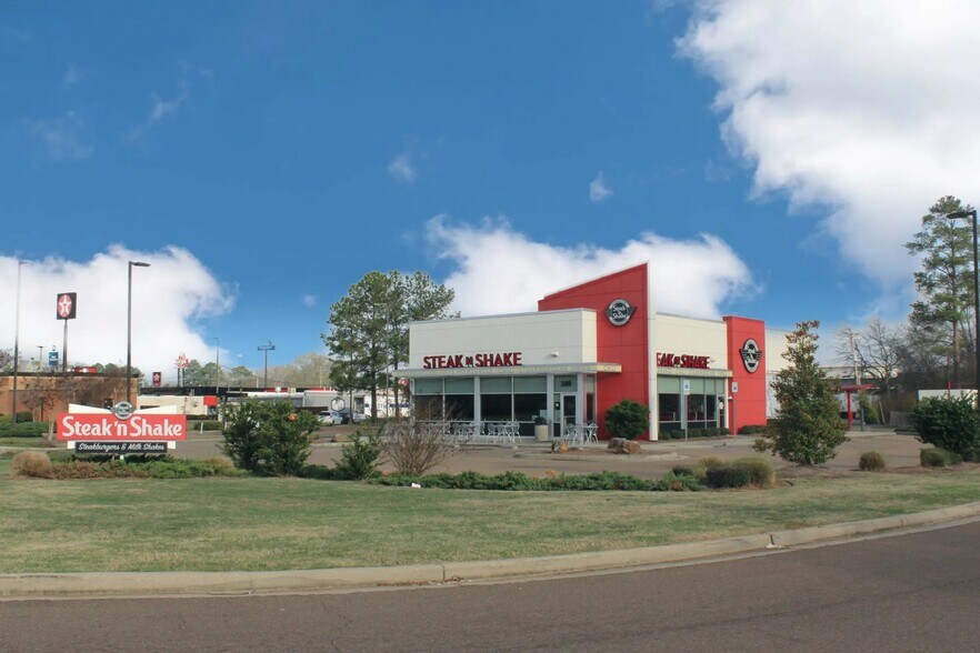 300 Riverwind Dr, Pearl, MS à louer - Photo principale – Image 1 sur 19
