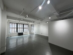 315-321 W 39th St, New York, NY à louer Photo intérieure– Image 1 sur 3