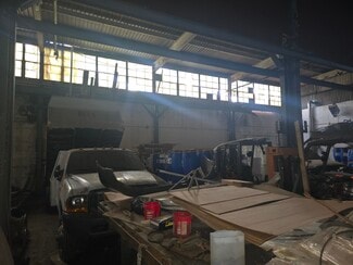 Plus de détails pour 86-90 Elinor Ave, Akron, OH - Industriel/Logistique à vendre