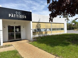90 Pattison St, Evans City, PA à louer Photo de l’immeuble– Image 2 sur 20