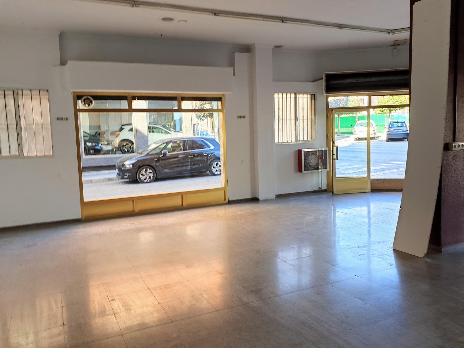 Local commercial dans Petrer à vendre Photo intérieure– Image 1 sur 24
