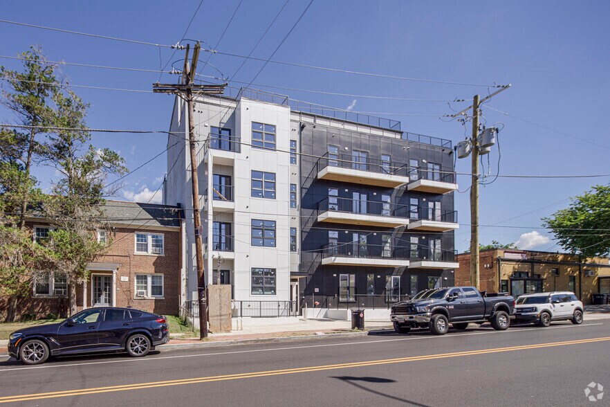 Multifamily Portfolio portefeuille de 6 biens à vendre sur LoopNet.fr - Photo principale – Image 3 sur 3