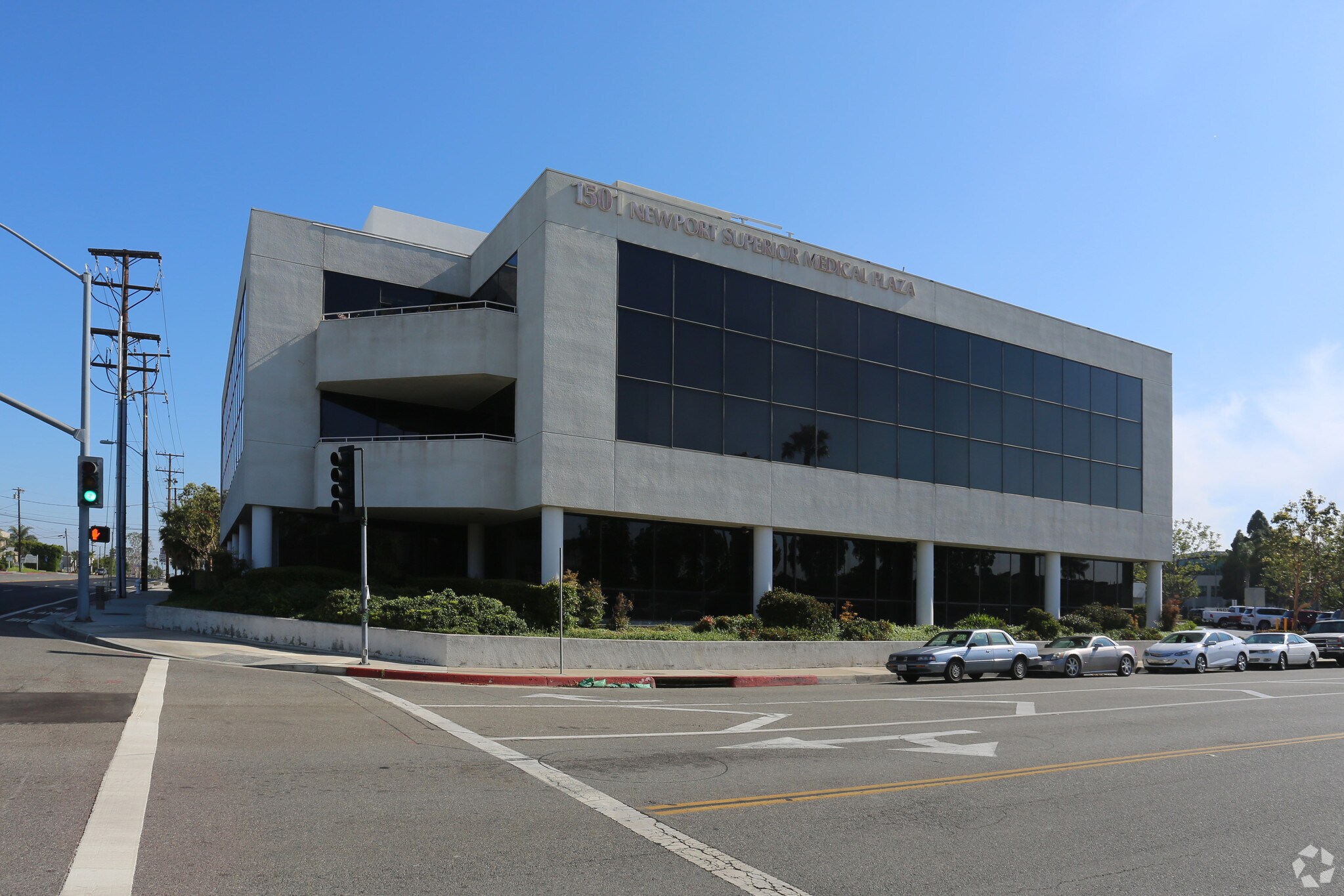 1501 Superior Ave, Newport Beach, CA à louer Photo principale– Image 1 sur 30