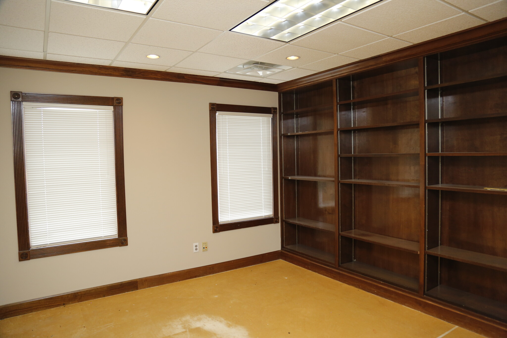 7000 Hampton Ctr, Morgantown, WV à louer Photo intérieure– Image 1 sur 4