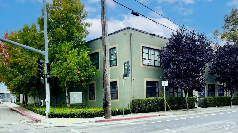 1155 3rd St, Oakland, CA à vendre - Photo de l’immeuble – Image 3 sur 21