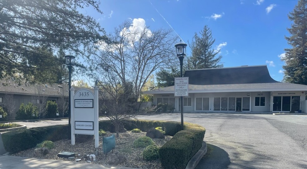 3435 Valle Verde Dr, Napa, CA à louer - Photo de l’immeuble – Image 2 sur 10