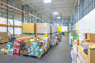 202-206 Pegasus Ave, Northvale, NJ à louer Photo intérieure– Image 2 sur 2