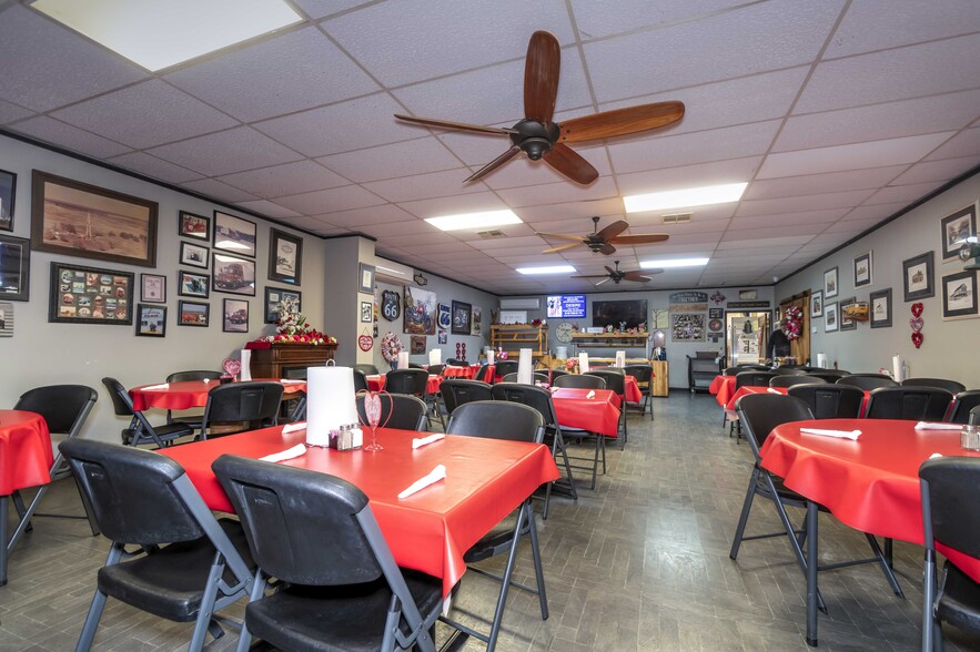503 W 4th St, Stroud, OK à vendre - Photo de l’immeuble – Image 2 sur 23