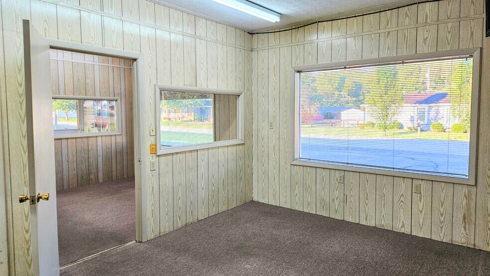214 Westwood St, Glasgow, KY à vendre - Photo de l’immeuble – Image 2 sur 9
