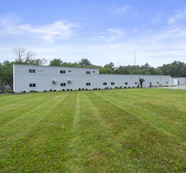 597 Winthrop St, Taunton, MA à louer - Photo de l’immeuble – Image 3 sur 42