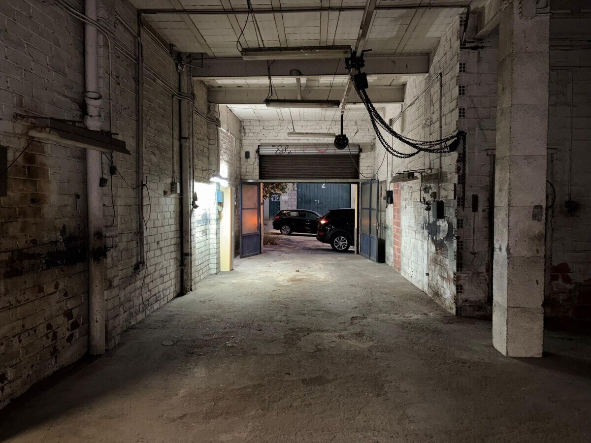 Montcada i Reixac, BAR 08110 - Lot 1 -  - Photo intérieure - Image 1 of 11