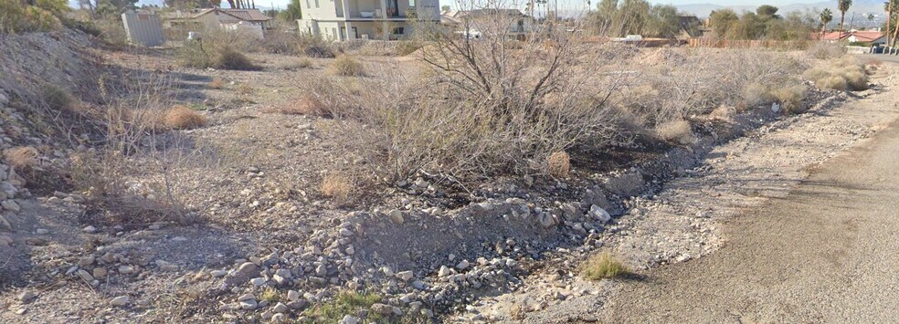 6875 Beverly Glen Avenue, Las Vegas, NV à vendre - Photo de l’immeuble – Image 2 sur 3