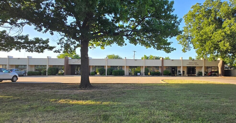 1309-1313 W Ash Ave, Duncan, OK à vendre - Photo de l’immeuble – Image 3 sur 15
