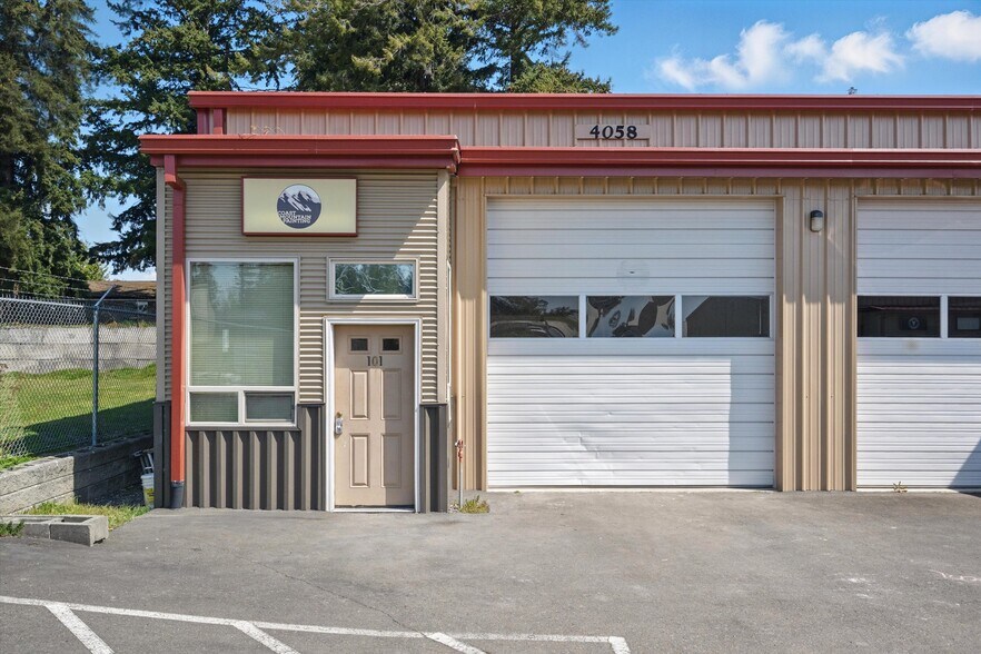 4085 Hammer Dr, Bellingham, WA à vendre - Photo principale – Image 1 sur 12
