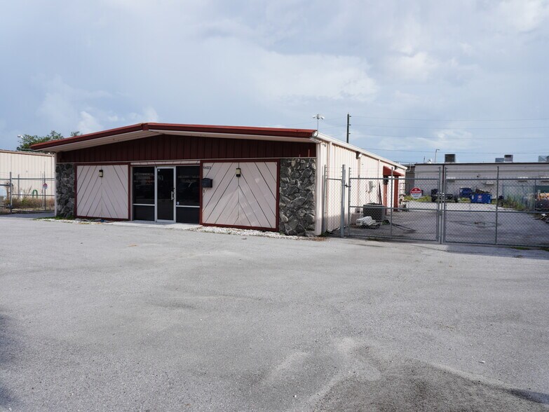6603 Industrial Ave, Port Richey, FL à vendre - Photo de l’immeuble – Image 2 sur 13