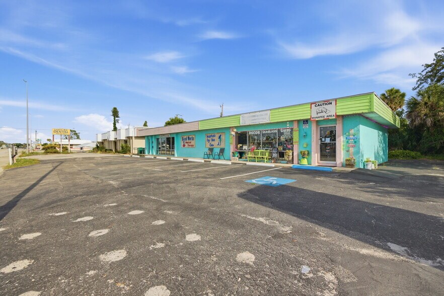 1503 S McCall Rd, Englewood, FL à vendre - Photo de l’immeuble – Image 3 sur 38