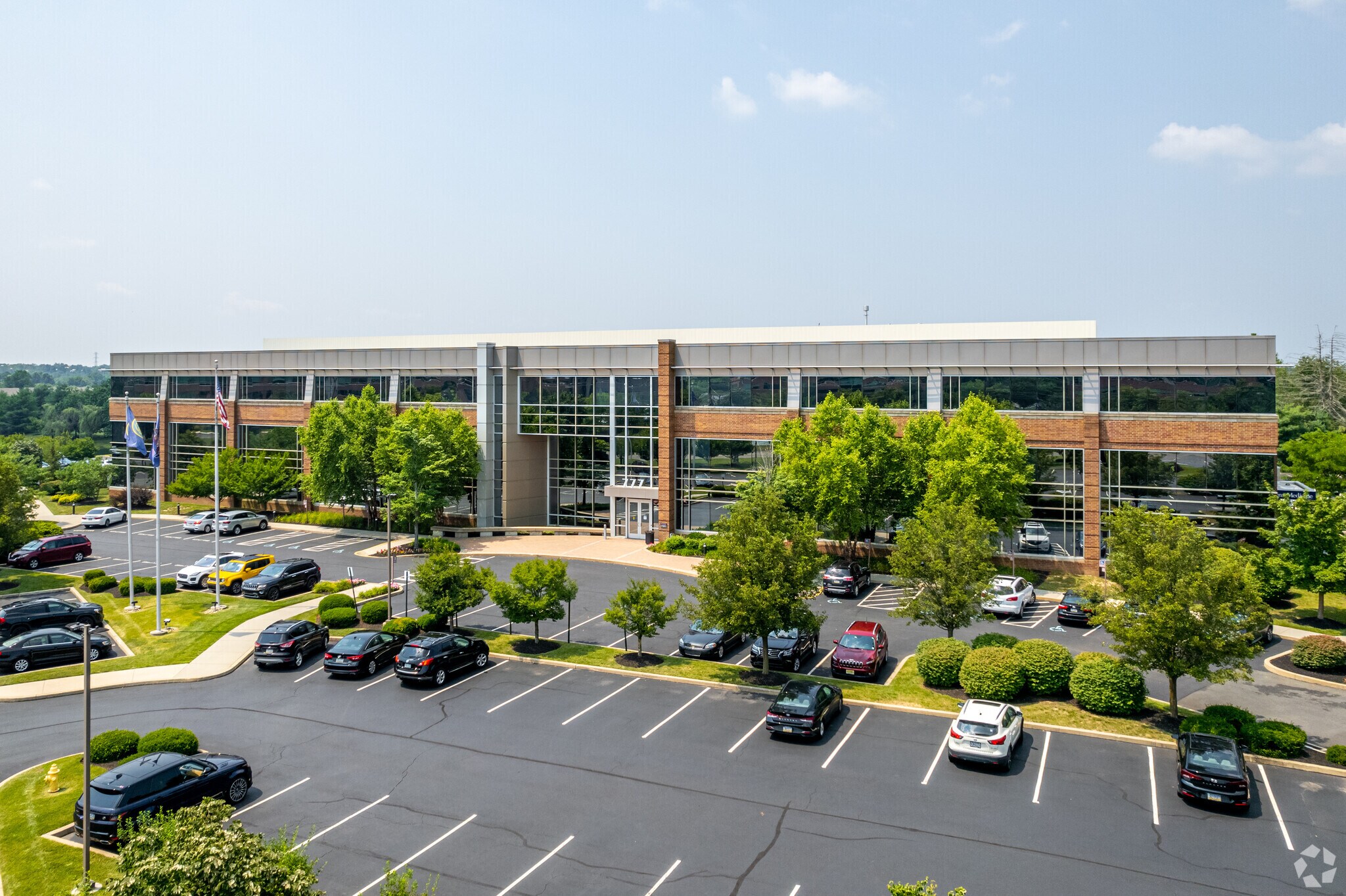 777 Township Line Rd, Yardley, PA à louer Photo de l’immeuble– Image 1 sur 7
