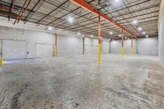 7950-7966 NW 14th St, Miami, FL à louer Photo intérieure– Image 2 sur 17