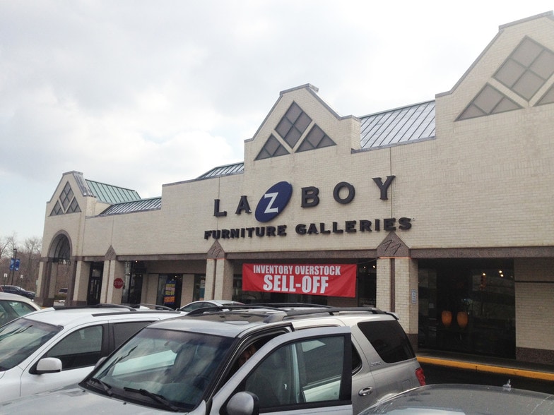 161-169 Jennifer Rd, Annapolis, MD à louer - Photo de l’immeuble – Image 3 sur 13