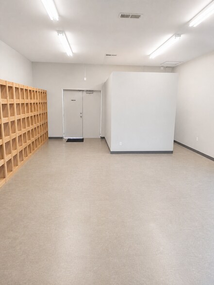 825 W 3rd St, Caruthersville, MO à louer - Photo de l’immeuble – Image 3 sur 14