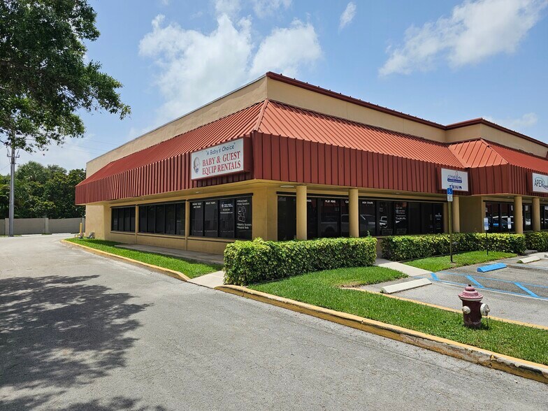 4152-4230 Blue Heron Blvd W, Riviera Beach, FL à vendre - Photo de l’immeuble – Image 3 sur 10