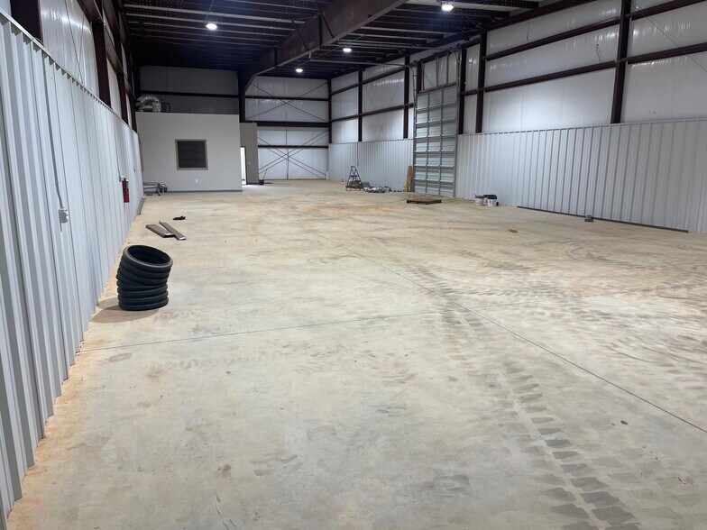 2752 Peachtree Industrial Blvd blvd, Buford, GA à louer - Photo de l’immeuble – Image 2 sur 7