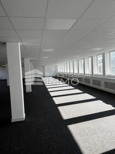 Bureau dans Levallois-Perret à louer - Photo de l’immeuble – Image 2 sur 4