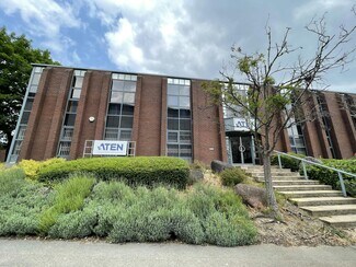 Plus de détails pour 466-467 Malton Ave, Slough - Industriel/Logistique à louer