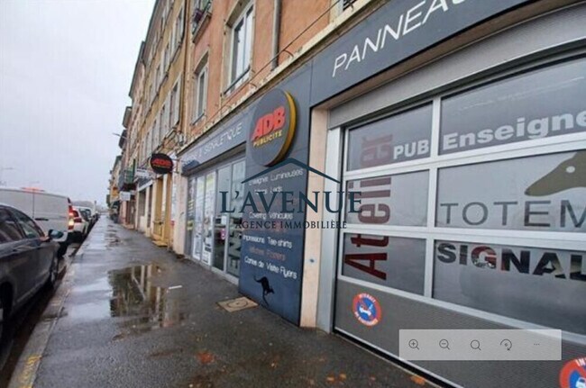Plus de détails pour Local commercial à vendre