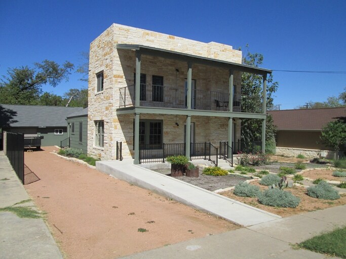 304 E Main St, Round Rock, TX à louer - Photo principale – Image 1 sur 5