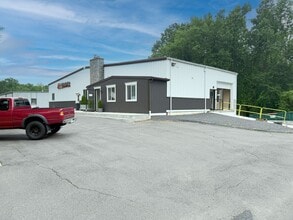 11 Industrial Rd, Prospect, CT à louer Photo intérieure– Image 2 sur 11