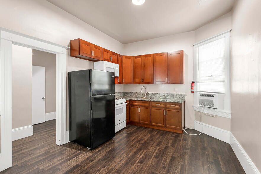 317 5th St, Marysville, CA à vendre - Photo de l’immeuble – Image 3 sur 14