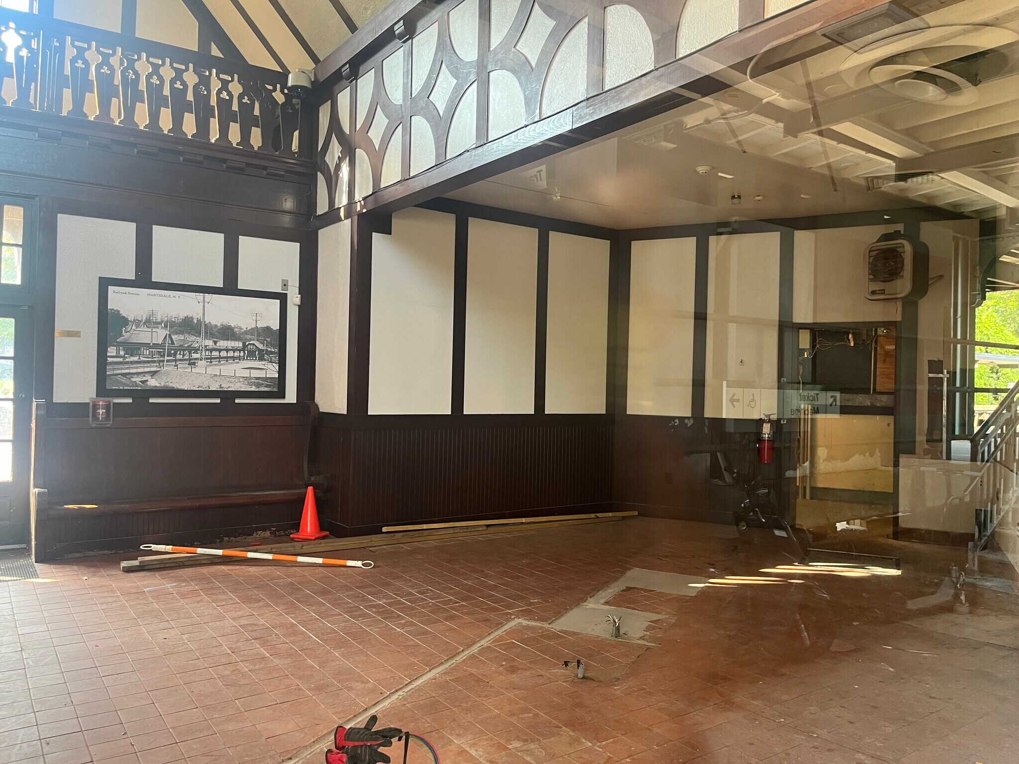 1 Fenimore Ave, Hartsdale, NY à louer Photo intérieure– Image 1 sur 2