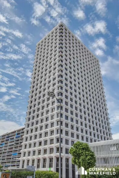 65 Avenue Jules Cantini, Marseille à louer - Photo de l’immeuble – Image 2 sur 7