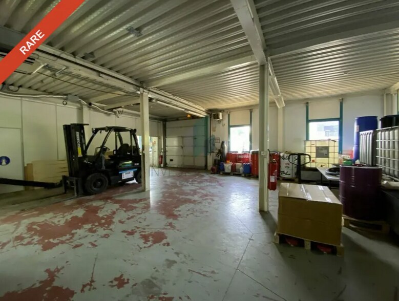 Local d'activités dans Baillet-en-France à vendre - Photo intérieure – Image 2 sur 7