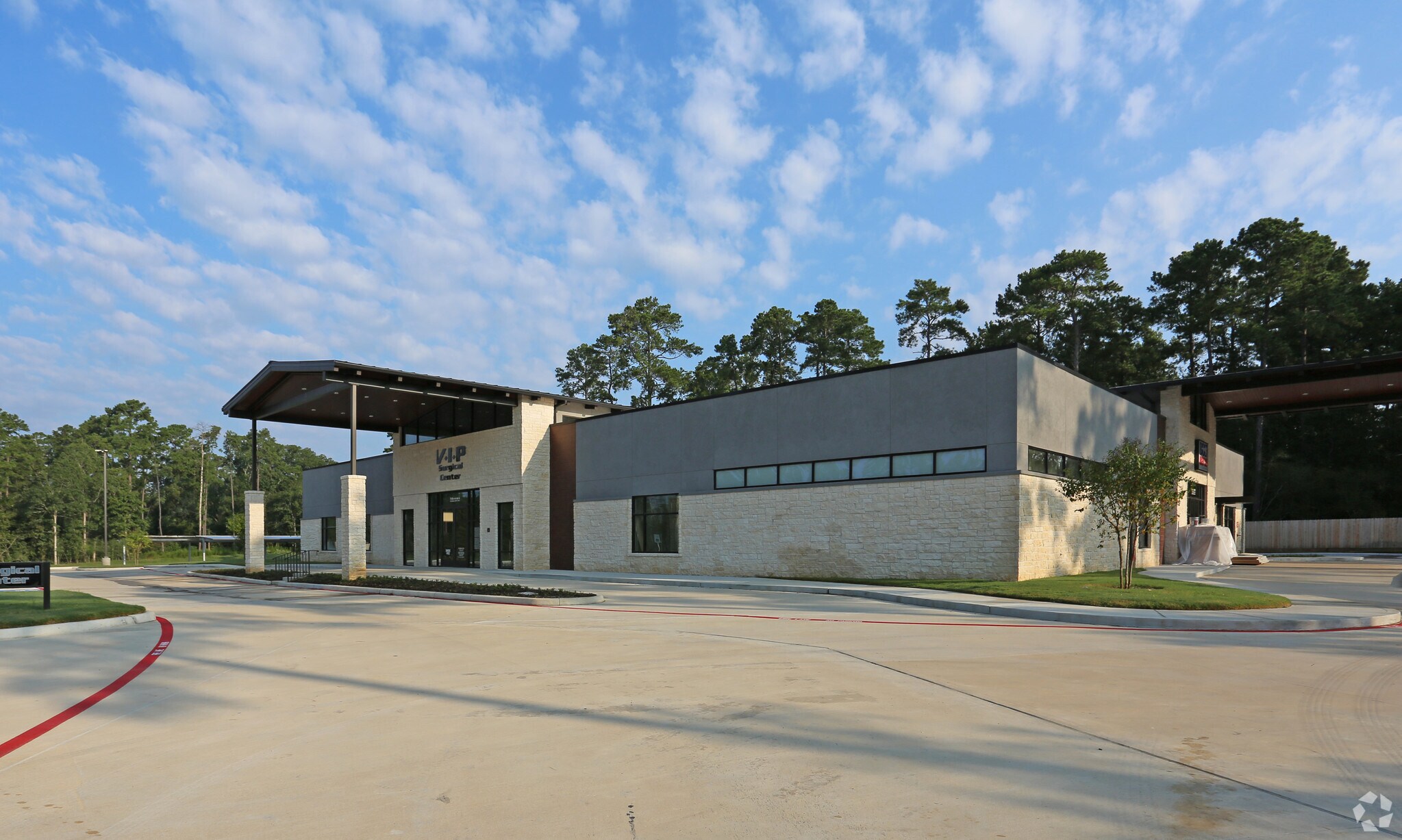 1246 N FM 3083 W, Conroe, TX à louer Photo principale– Image 1 sur 24