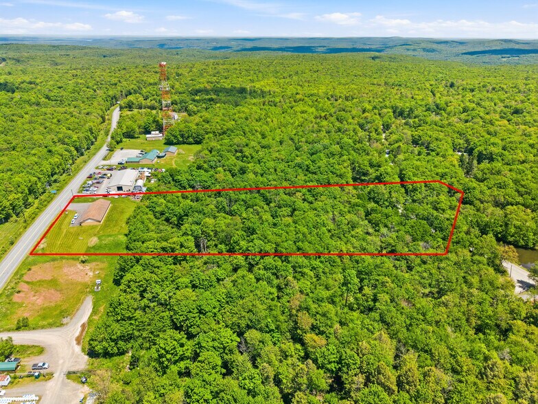 1304 Main St, Gouldsboro, PA à vendre - Photo de l’immeuble – Image 3 sur 33