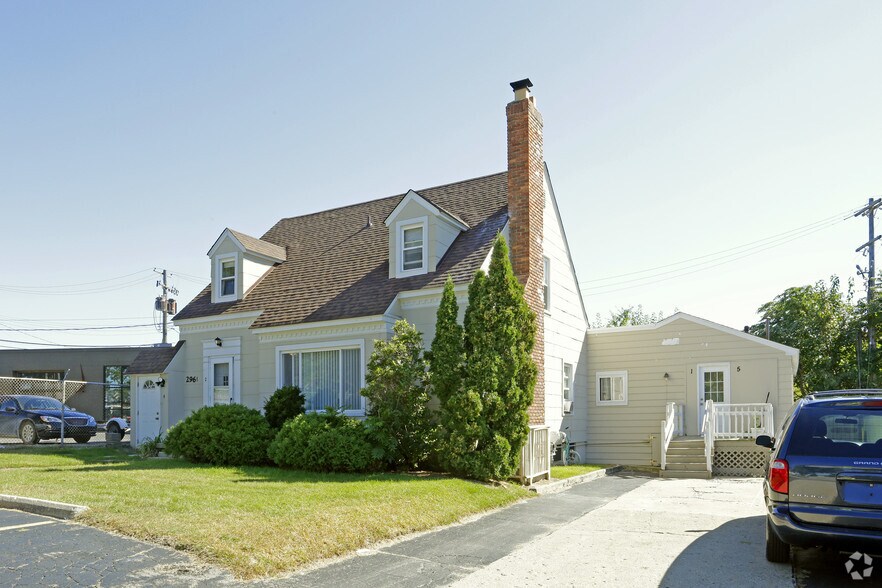 2961 Prynne St, Keego Harbor, MI à vendre - Photo principale – Image 1 sur 18