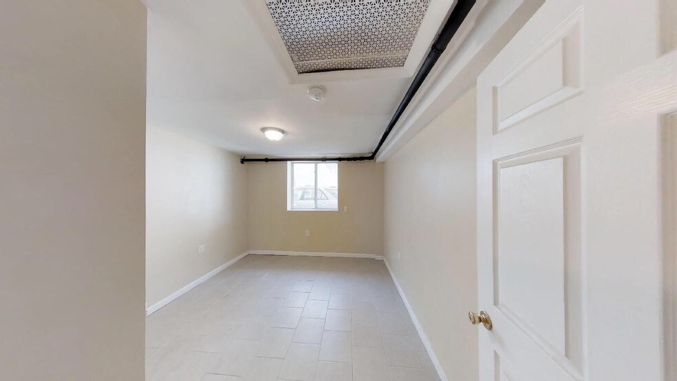 1549 Selwyn Ave, Bronx, NY à louer - Photo intérieure – Image 2 sur 18