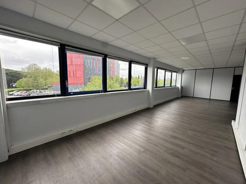 Bureau dans Labège à louer - Photo de l’immeuble – Image 2 sur 8