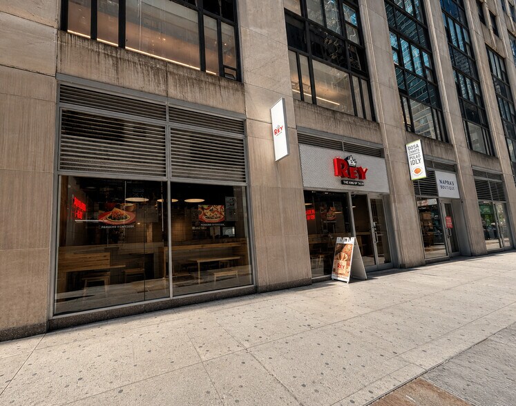 1450 Broadway, New York, NY à louer - Photo de l’immeuble – Image 1 sur 2