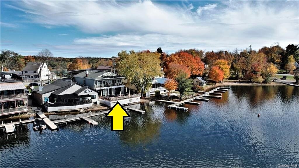 1 Horseshoe Lake Rd, Kauneonga Lake, NY à vendre Photo de l’immeuble– Image 1 sur 33