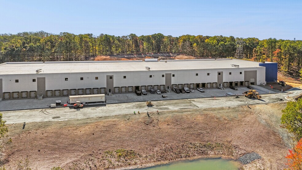 1305 Furnace Rd, Linthicum Heights, MD à louer - Photo de l’immeuble – Image 3 sur 8