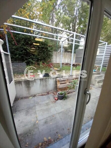 Bureau dans Gentilly à louer - Photo de l’immeuble – Image 3 sur 10