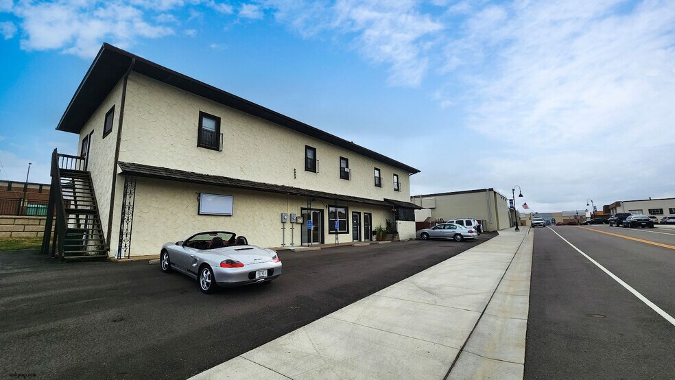 4646 Colorado St SE, Prior Lake, MN à louer - Photo de l’immeuble – Image 1 sur 4